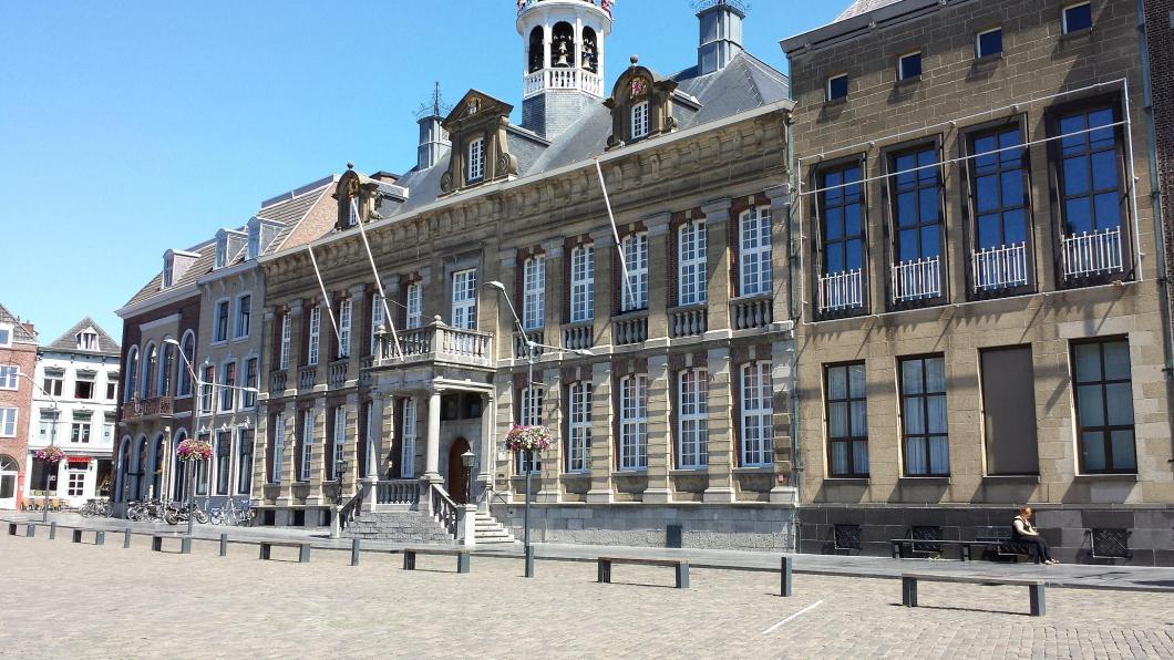 stadhuis-Roermond_Stefan-Berlijn-1.jpg